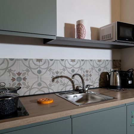 Rosa Rooms - Living & Relax - Family House Bisceglie Exterior foto