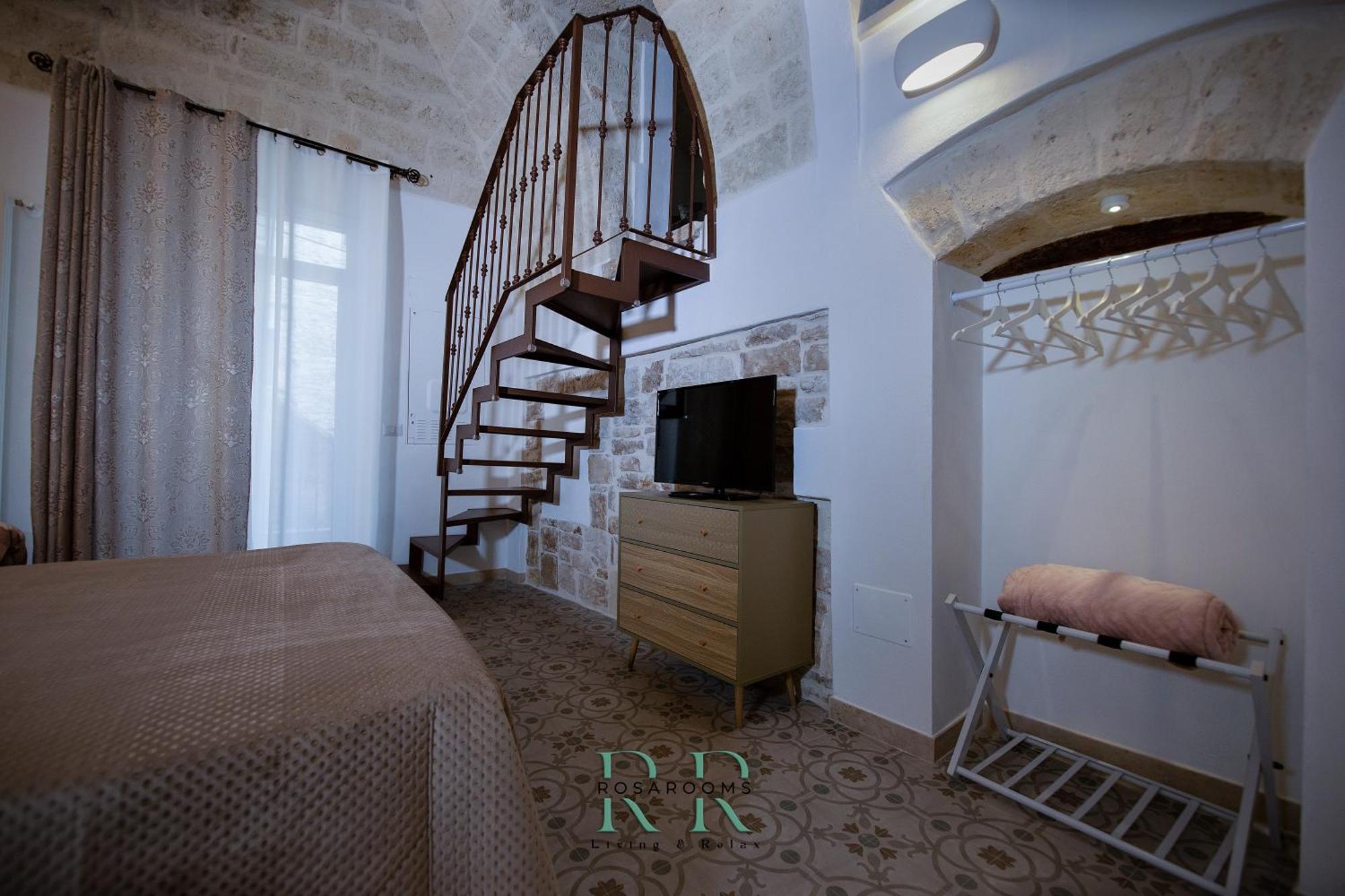 Rosa Rooms - Living & Relax - Family House Bisceglie Exterior foto