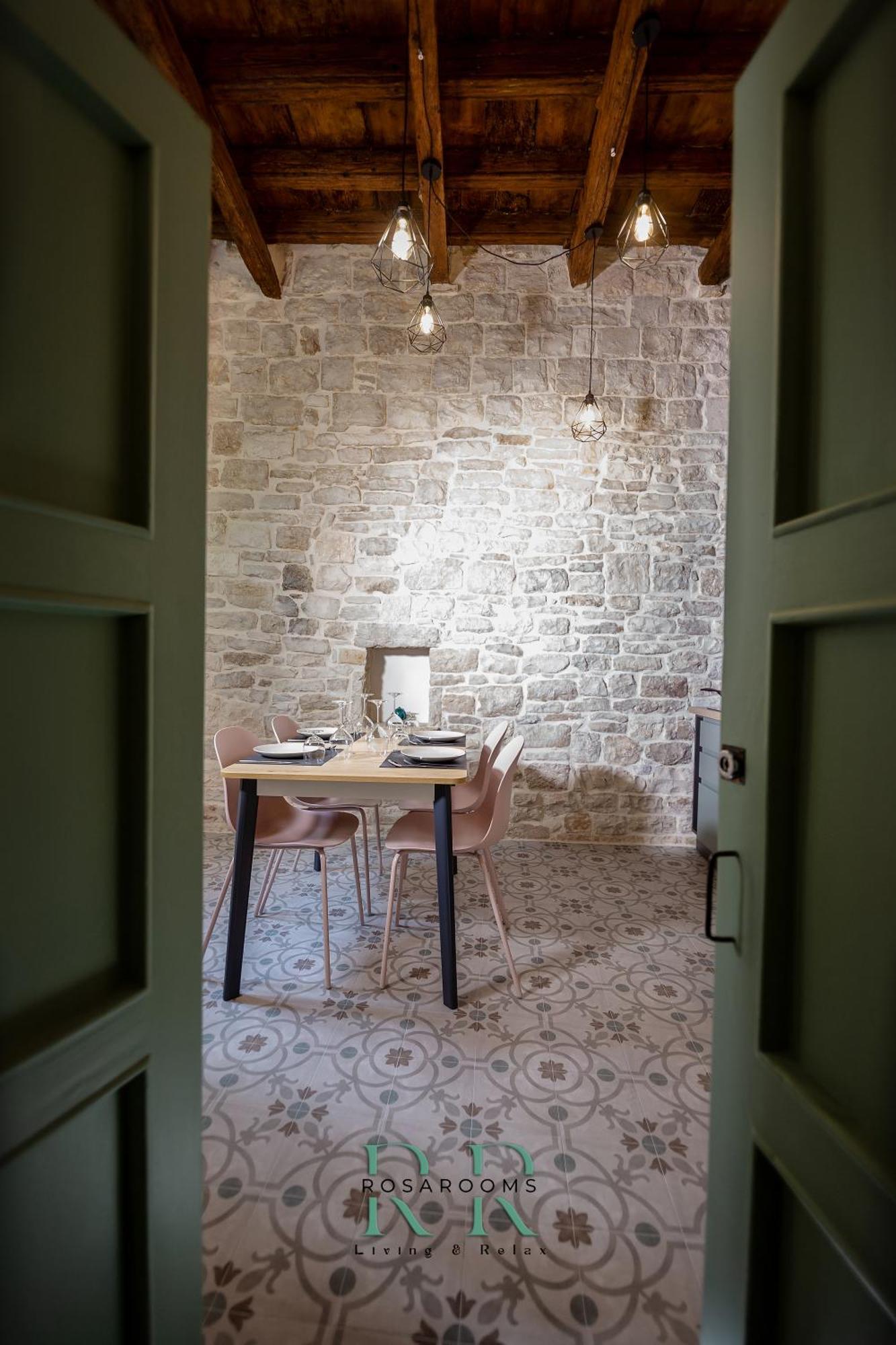 Rosa Rooms - Living & Relax - Family House Bisceglie Exterior foto