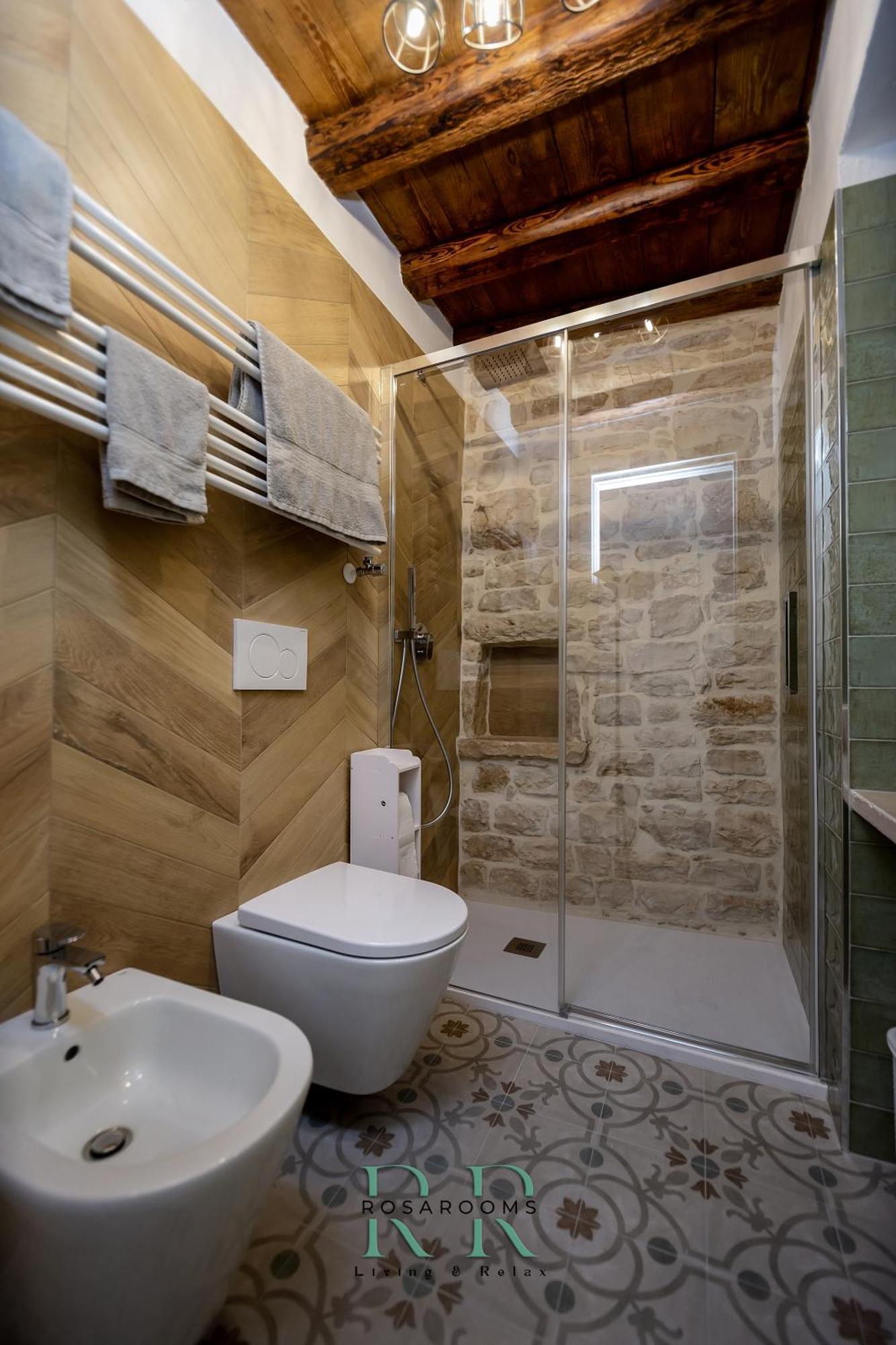 Rosa Rooms - Living & Relax - Family House Bisceglie Exterior foto